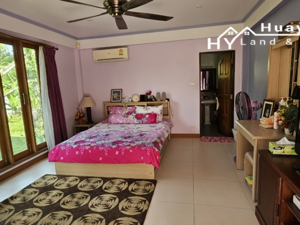#3153 SPACIOUS CHARACTER COUNTRY HOUSE IN 2 RAI