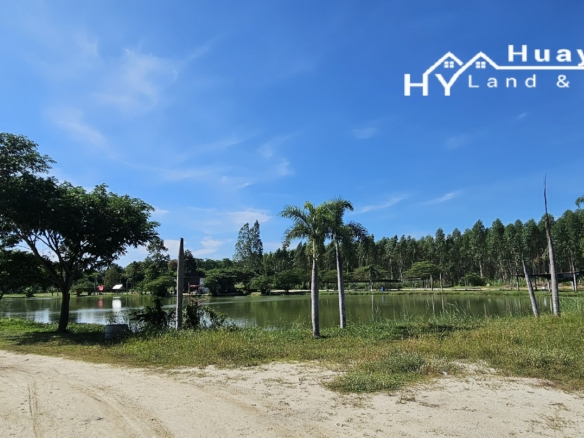 #1243 – 18+Rai overlooking its own lake with views.  Excellent Value