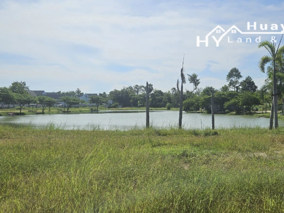 #1243 – 18+Rai overlooking its own lake with views.  Excellent Value