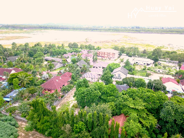 #1111   –  55rai adjacent to Lake Mabprachan Reservoir.