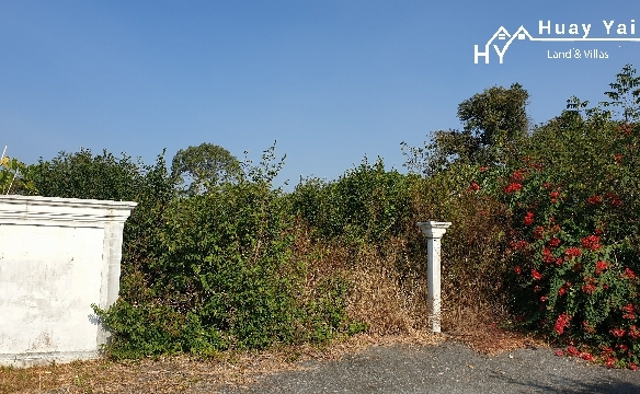 #1200 Land Plots hidden away off the Wat Yan – Chak Ngaeo Road behind Phoenix Golf Course