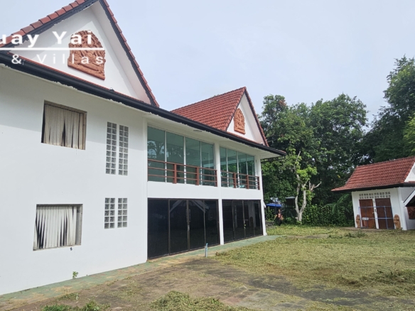 #3173  Commercial Property for renovation on Soi 27, Huay Yai | 1,752m² Plot