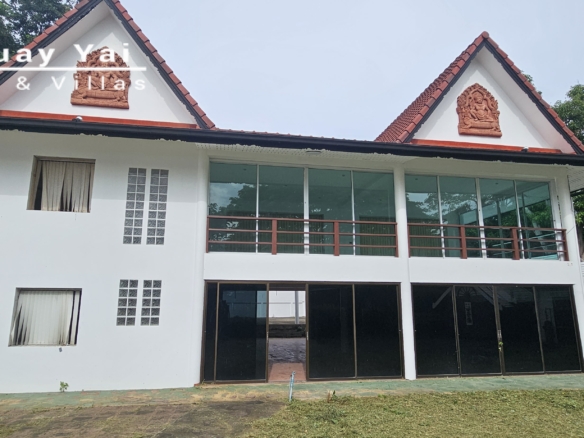 #3173  Commercial Property for renovation on Soi 27, Huay Yai | 1,752m² Plot