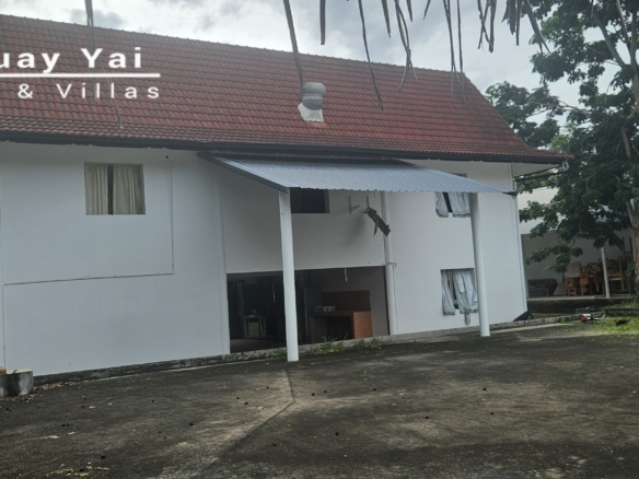 #3173  Commercial Property for renovation on Soi 27, Huay Yai | 1,752m² Plot