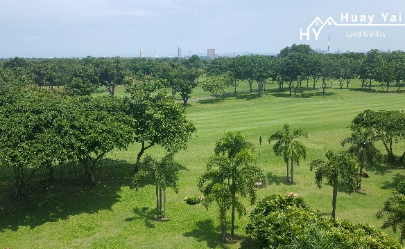 G29 Excellent value. Within Phoenix Golf. 1rai slightly sloping plot overlooking and adjoining a lake