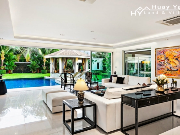 #3218    Exemplary refurbished pool villa beautifully presented throughout