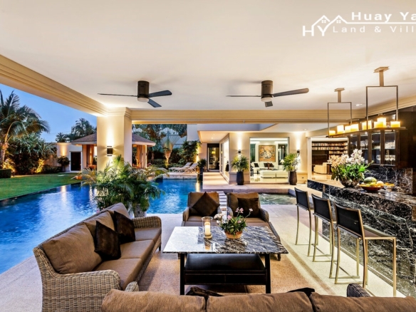 #3218    Exemplary refurbished pool villa beautifully presented throughout