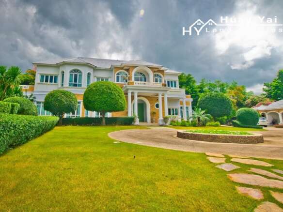 #3155  Impressive Regency Style Country Estate with 9+rai in Bang Saray
