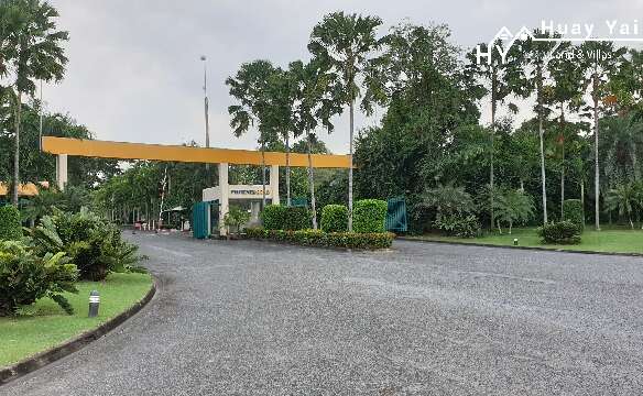 A50, A51 Premium Building plot in beautiful  quiet location within the golf course