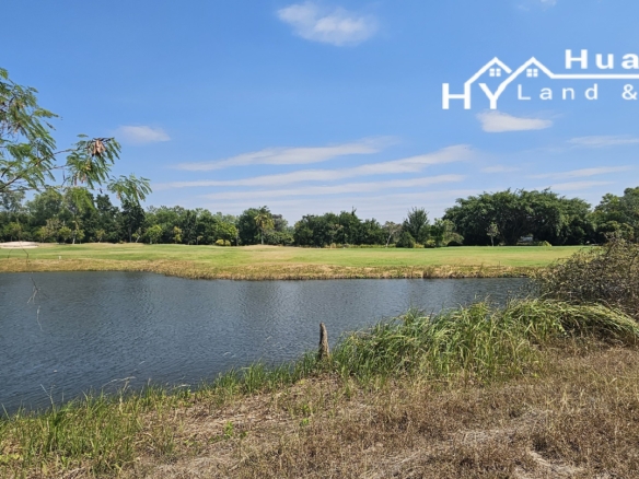 E13    Lakeside Premium Building plot within Phoenix Golf Course