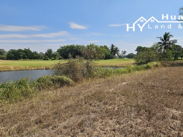 E13    Lakeside Premium Building plot within Phoenix Golf Course