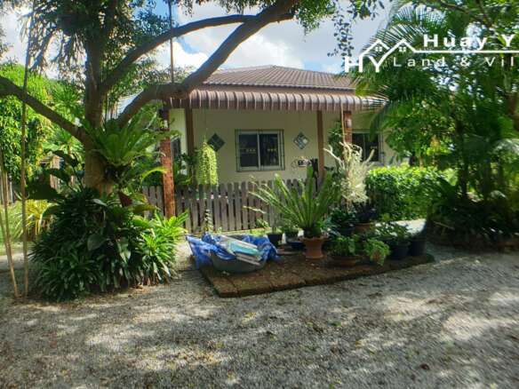 #3272     2 bedroom house and Thai house in quiet location with 1.5rai