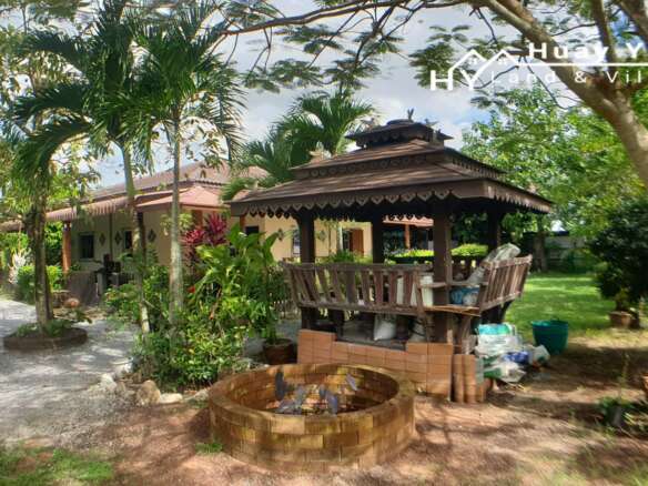 #3272     2 bedroom house and Thai house in quiet location with 1.5rai