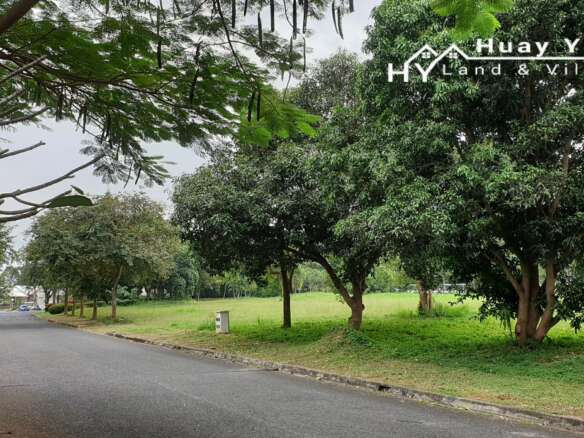 #B74   Phoenix Golf Course.  Premium Building plot close to the main entrance on attractive road