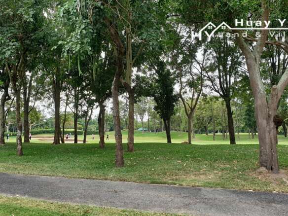 #B74   Phoenix Golf Course.  Premium Building plot close to the main entrance on attractive road