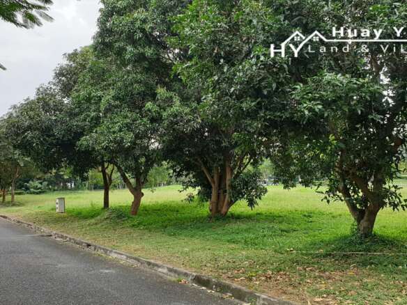 #B74   Phoenix Golf Course.  Premium Building plot close to the main entrance on attractive road