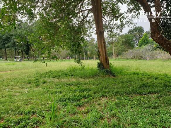 #B74   Phoenix Golf Course.  Premium Building plot close to the main entrance on attractive road
