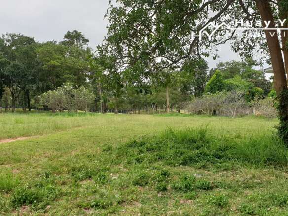 #B74   Phoenix Golf Course.  Premium Building plot close to the main entrance on attractive road