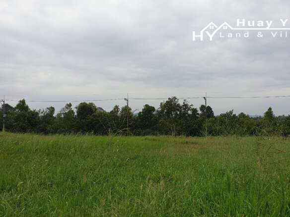 #E16  Stunning Lakeside position with Phoenix Golf Course