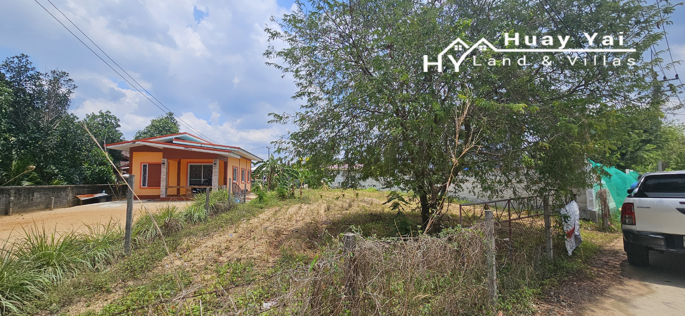 #1409 100tw plot in good area in Huay Yai