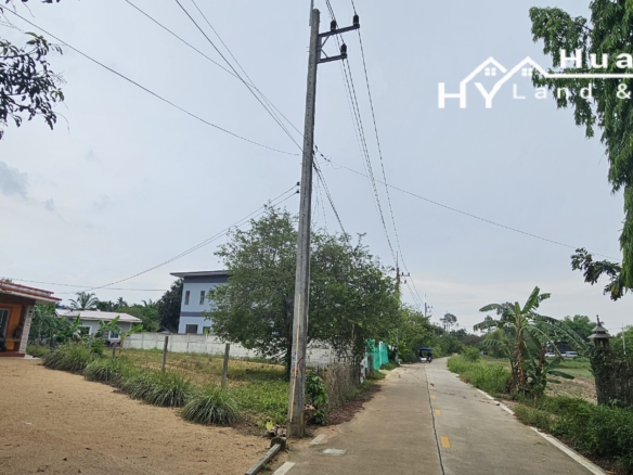 #1409 100tw plot in good area in Huay Yai
