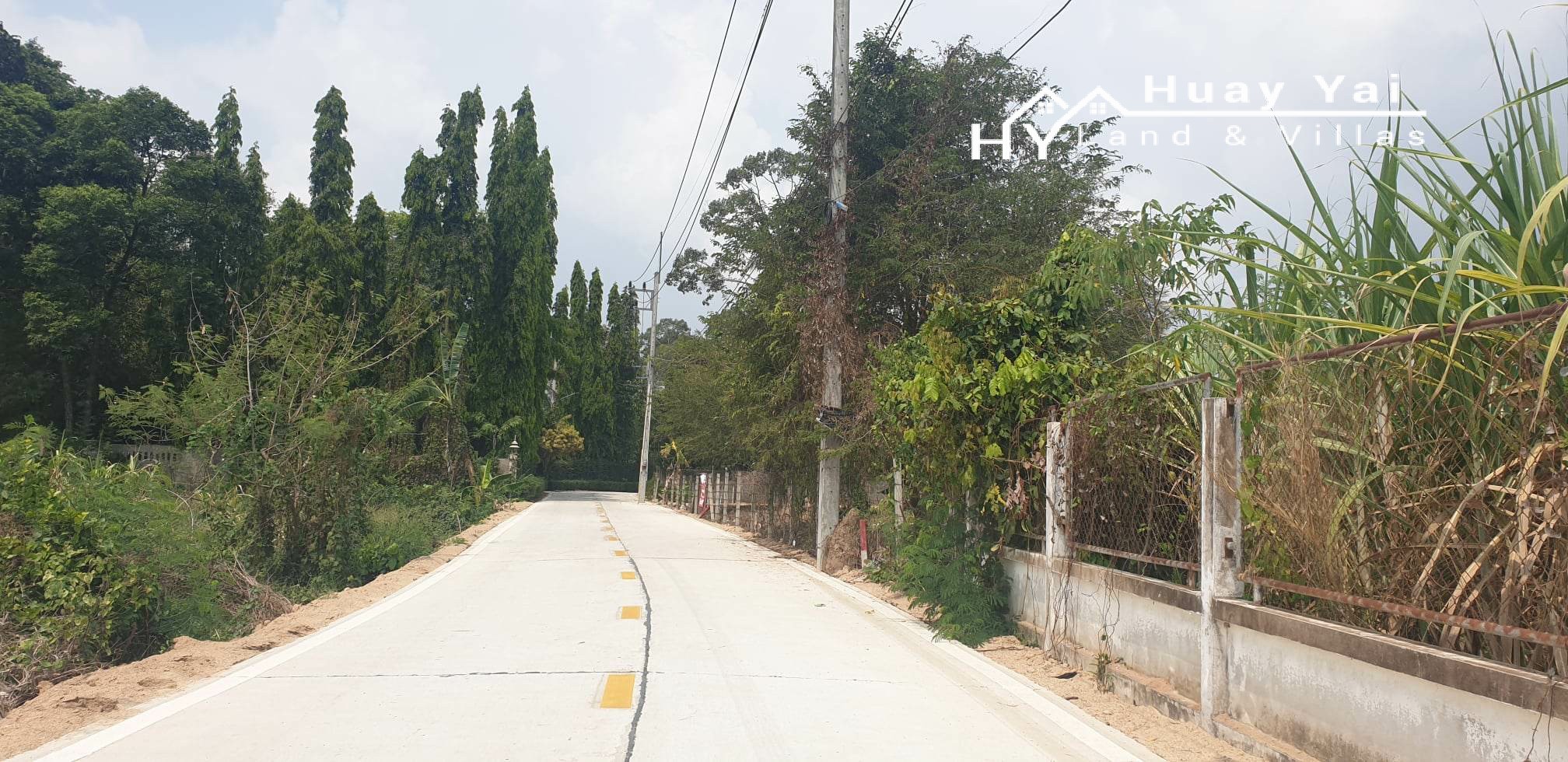 #1409 100tw plot in good area in Huay Yai