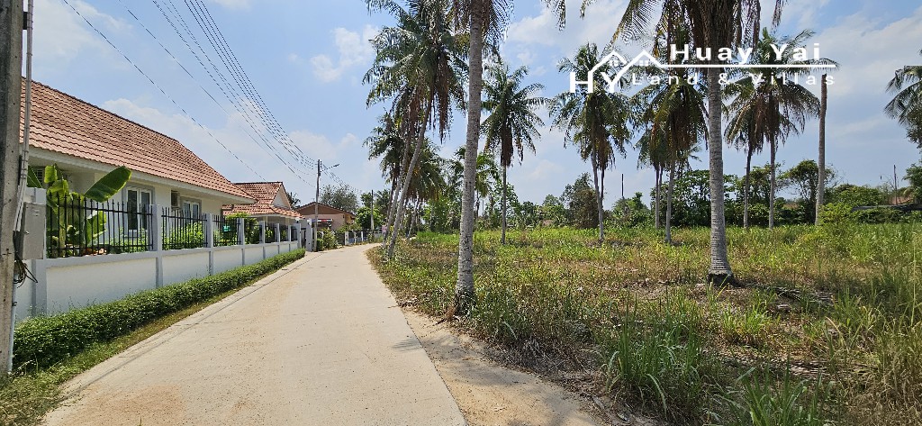 #1479   Land For Sale for large villa off Huay Yai Soi Polo
