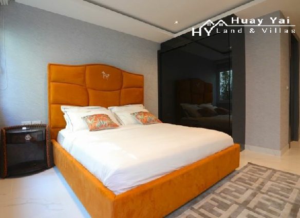 #3348  Exemplary NEW modern house For Sale.  Siam Royal View