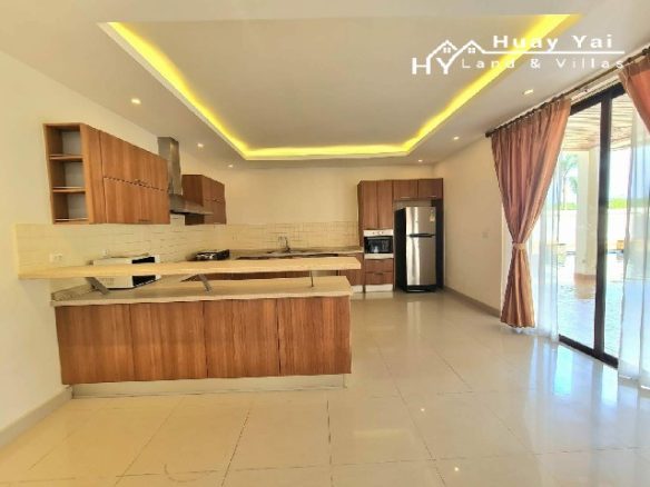 #3352    Spacious Lakeside Pool House in large plot in private estate
