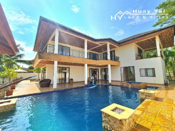 #3352    Spacious Lakeside Pool House in large plot in private estate