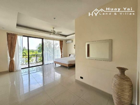 #3352    Spacious Lakeside Pool House in large plot in private estate
