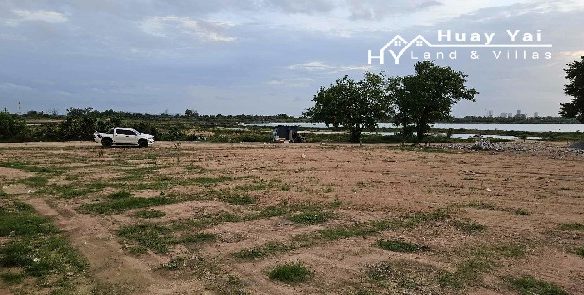 #1524   1.5rai Lake Front Land For Sale