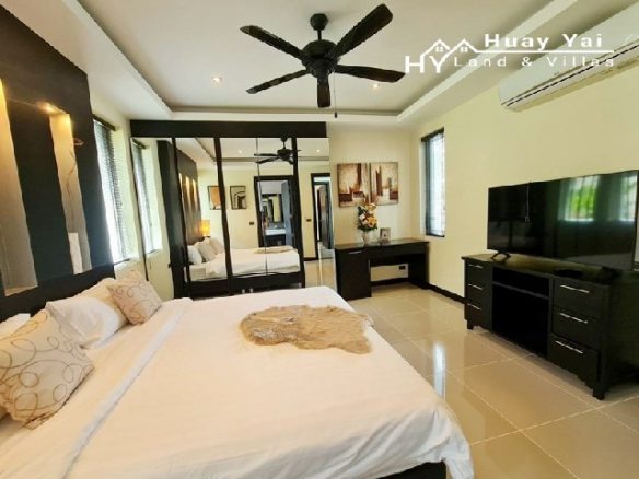 #3367  Pool Villa For Sale at Whispering Palms, Horseshoe Point