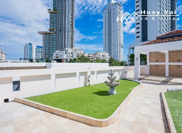 #3014  Stunning renovated Pool House in absolute beachfront gated village