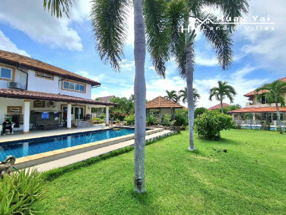 #3379 Pool Villa with views. Large Garden