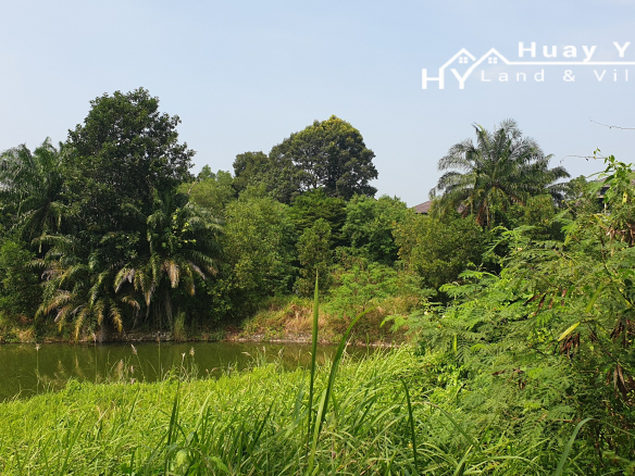 #*** Premium Lake Side Building Plot in a beautiful location within the golf course