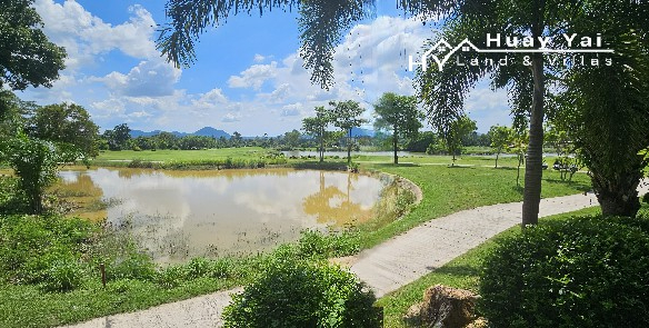 #*** Premium Lake Side Building Plot in a beautiful location within the golf course