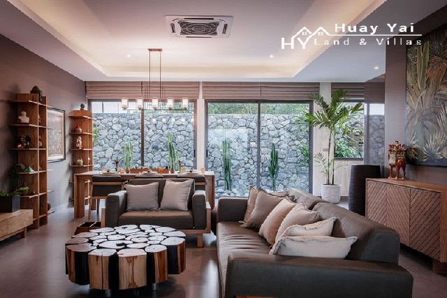 #3375  Stunning Resale at Plantation Estates, Pong near Pattaya
