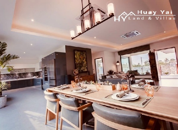 #3375  Stunning Resale at Plantation Estates, Pong near Pattaya