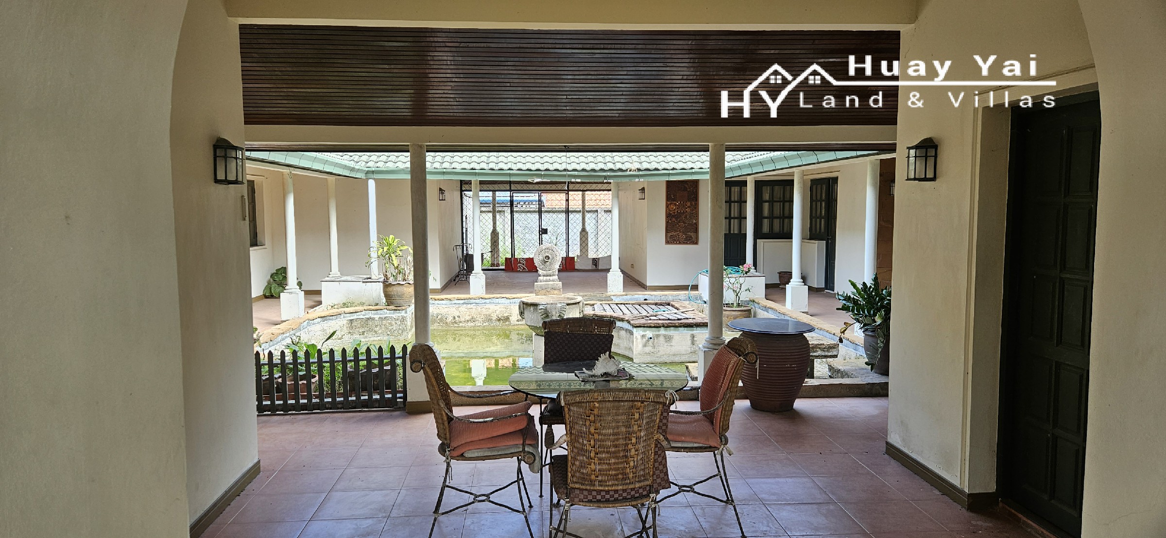 #3412  Almost 3rai on Soi Khao Talo with a large Courtyard House