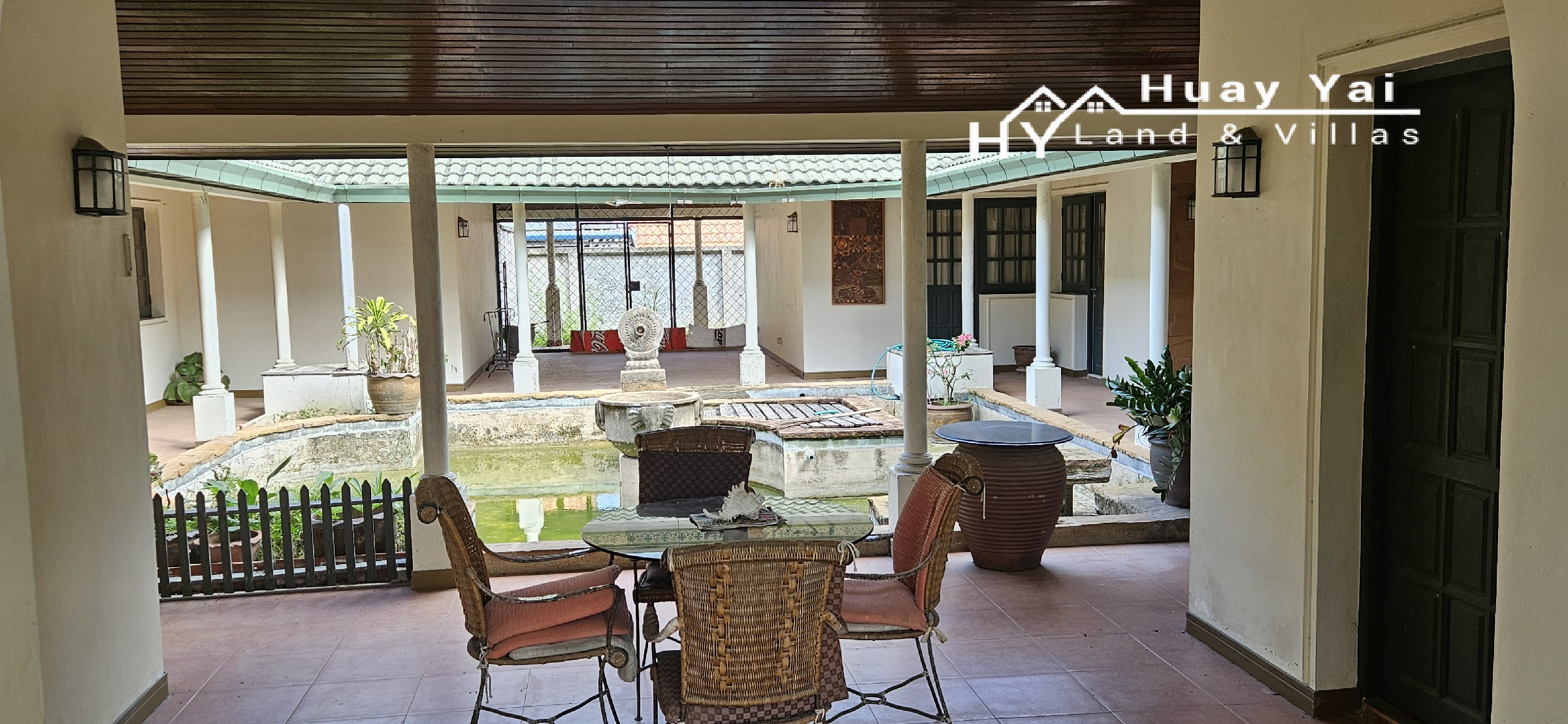 #3412  Almost 3rai on Soi Khao Talo with a large Courtyard House
