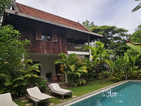 #3413    2 High Rating BnB houses forming Guest House / Owners House