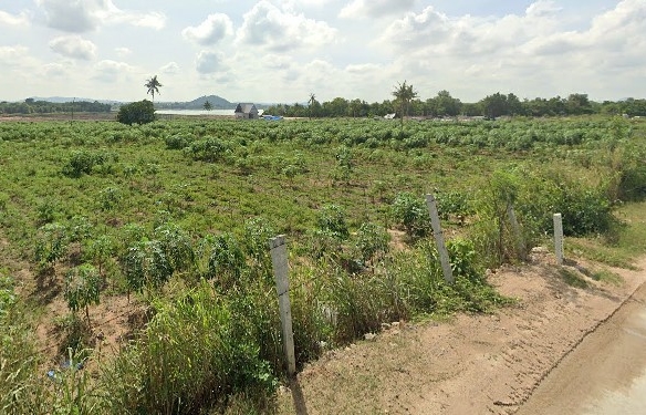 #1569 25rai  Absolute Lakefront Land on city edge