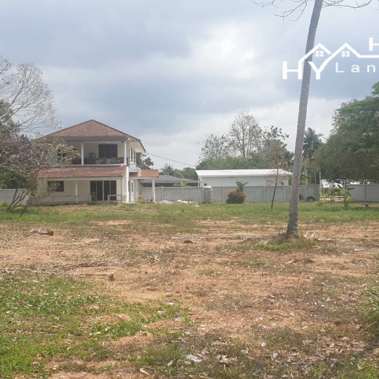 #3215 Land with house. SUPERB VALUE!! Thai House & 3.5+ rai