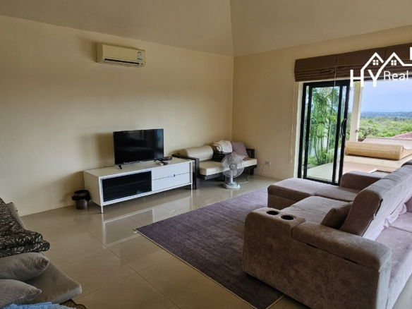 #3439   Extensive Hillside pool house on 4 rai with stunning westerly views 