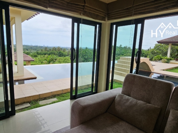 #3439   Extensive Hillside pool house on 4 rai with stunning westerly views 