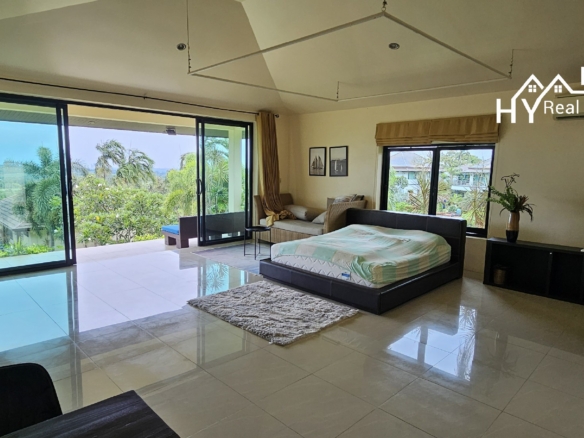 #3439   Extensive Hillside pool house on 4 rai with stunning westerly views 