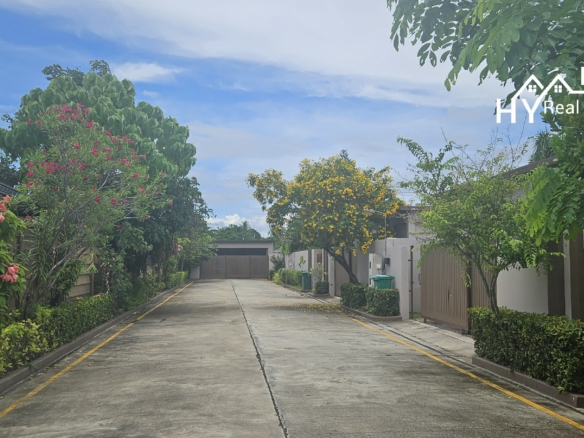#3448 Large Pool Villa in Baan Pattaya5, Huay Yai