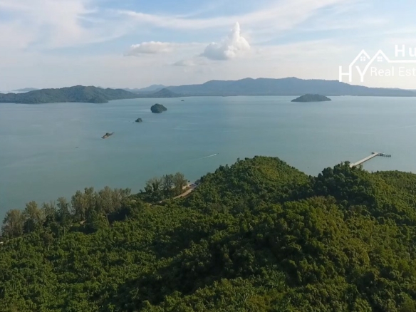 #1597    1090rai Hilltop & Beachfront Land at Phang Nga Bay