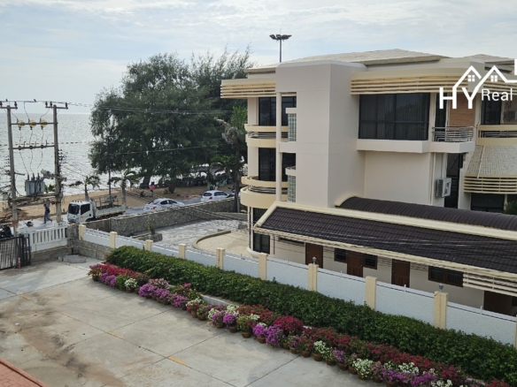 #3450   Beach House right on Dongtan Beachfront